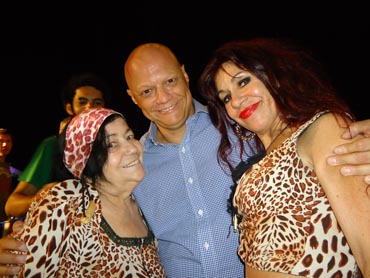 Pascaline e Esmeralda Petit e Antonio Carlos Accioly