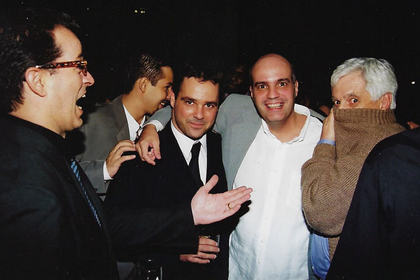 André Pedroso, Cahique Equi, Marcelo Gorodicht e Juan Vicente na festa do Prêmio Colunistas Rio 2000.