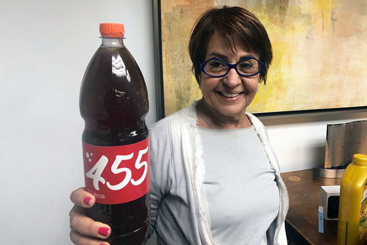 Aspasia Camargo e refrigerante 455