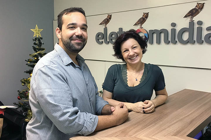 Leandro Verissimo e Ana Paula Della Monica (Eletromidia)