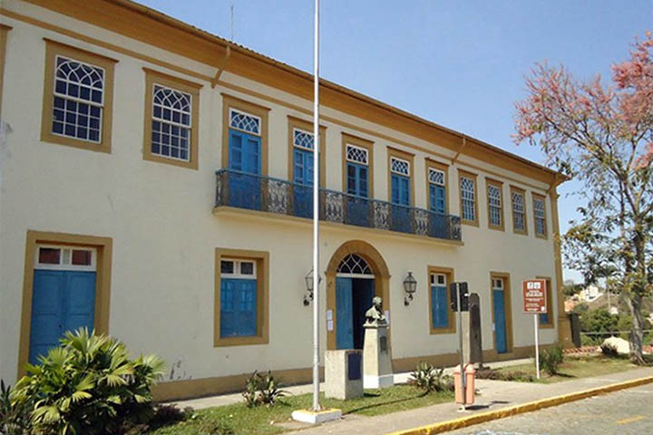 A sede da Prefeitura de Resende