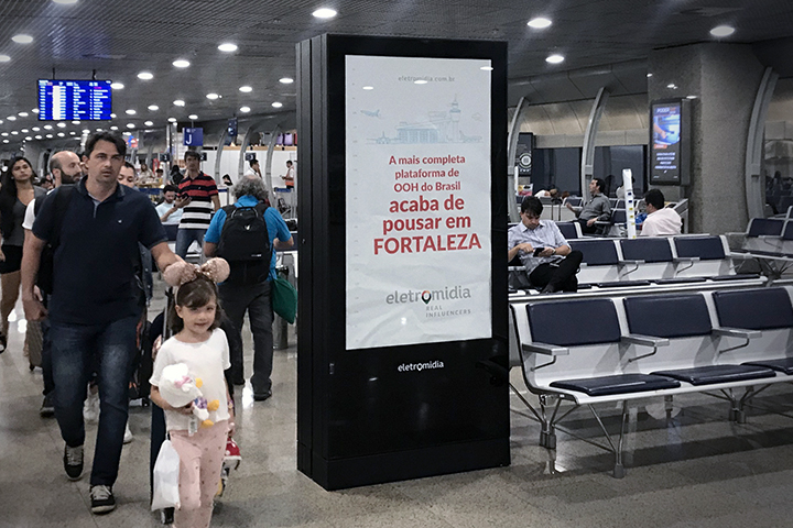 Eletromidia no aeroporto de Fortaleza