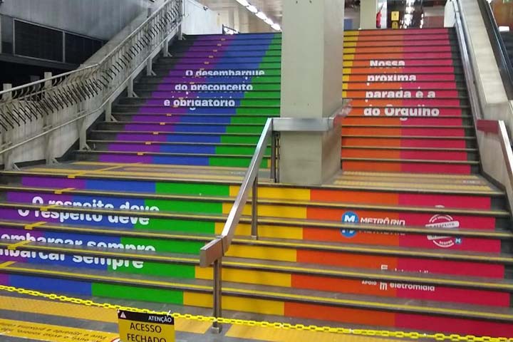 "Escada da Diversidade", da Sides para o MetrôRio